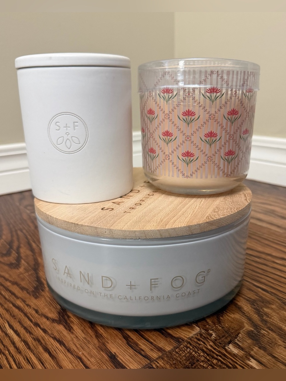 NEW Bundle of 3 Sand & Fog Candles and Red Shed Candle